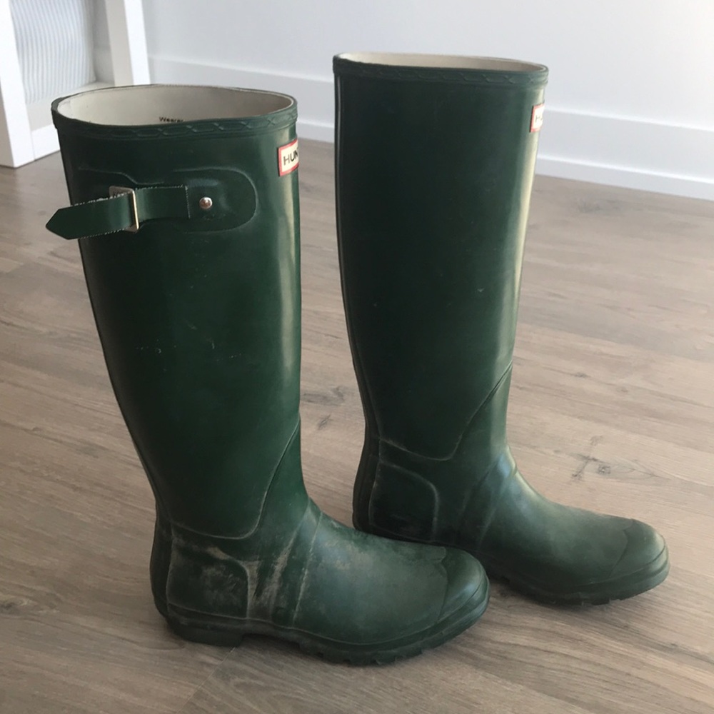 Hunter tall rubber boots